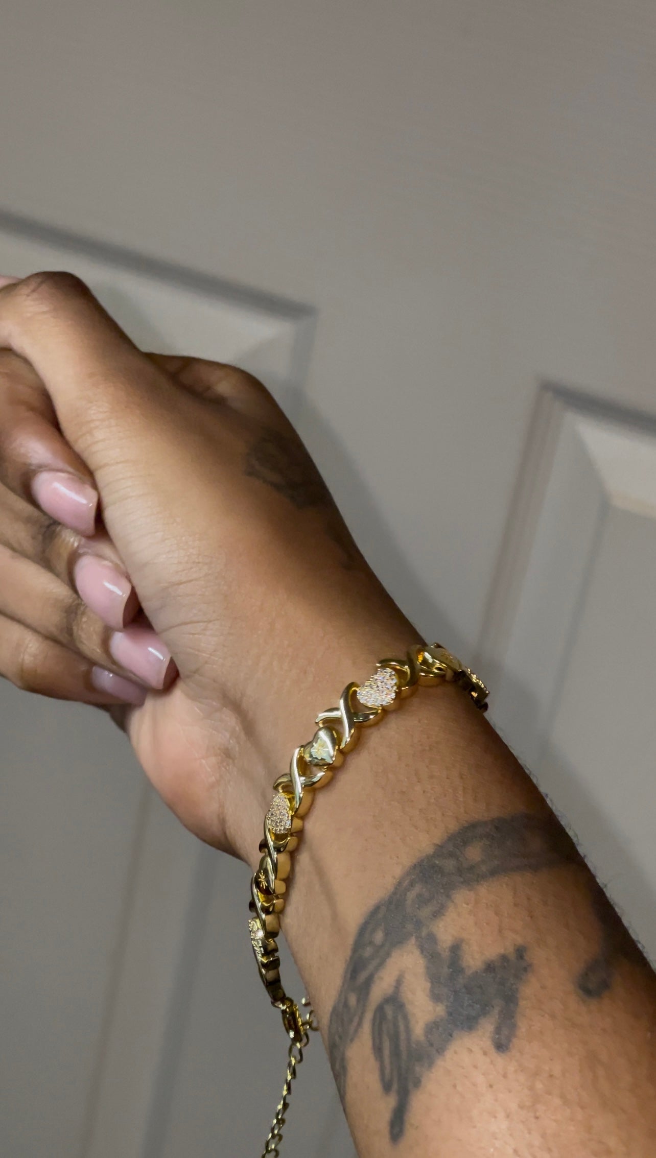 Gold Plated Heart XOXO BRACELET - Lovelace Cut