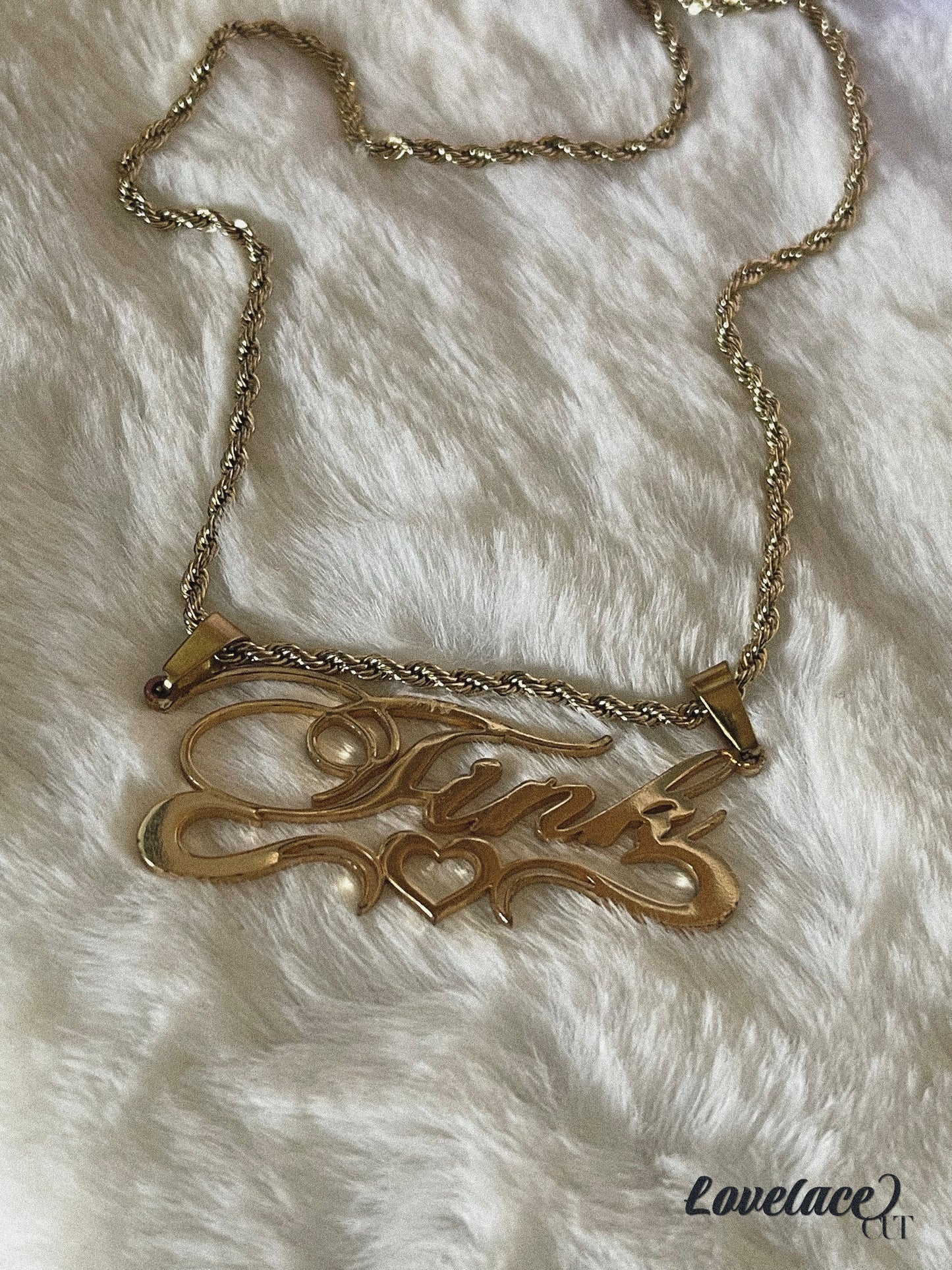 Gold-Filled Personalized Nameplate Necklace - Lovelace Cut