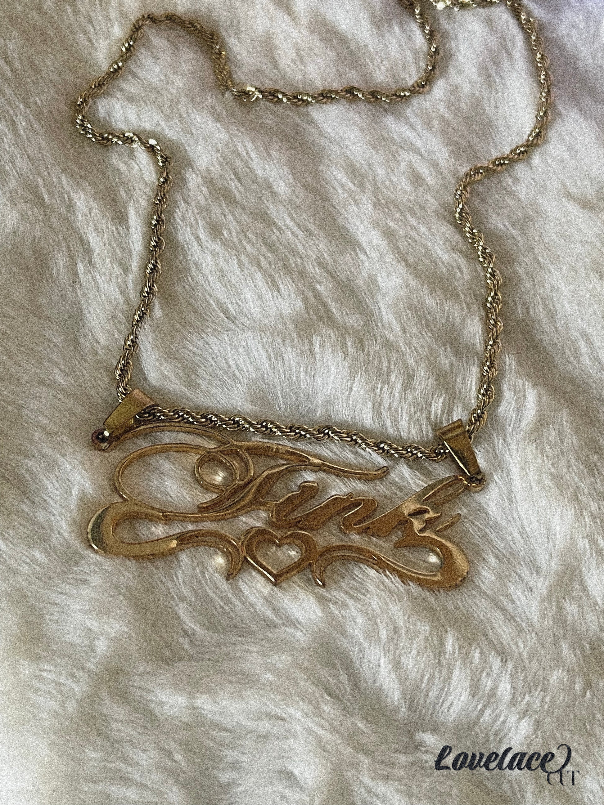 Gold-Filled Personalized Nameplate Necklace - Lovelace Cut